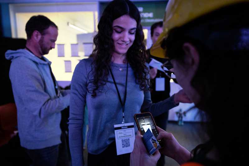 no work and all play - Toto in action